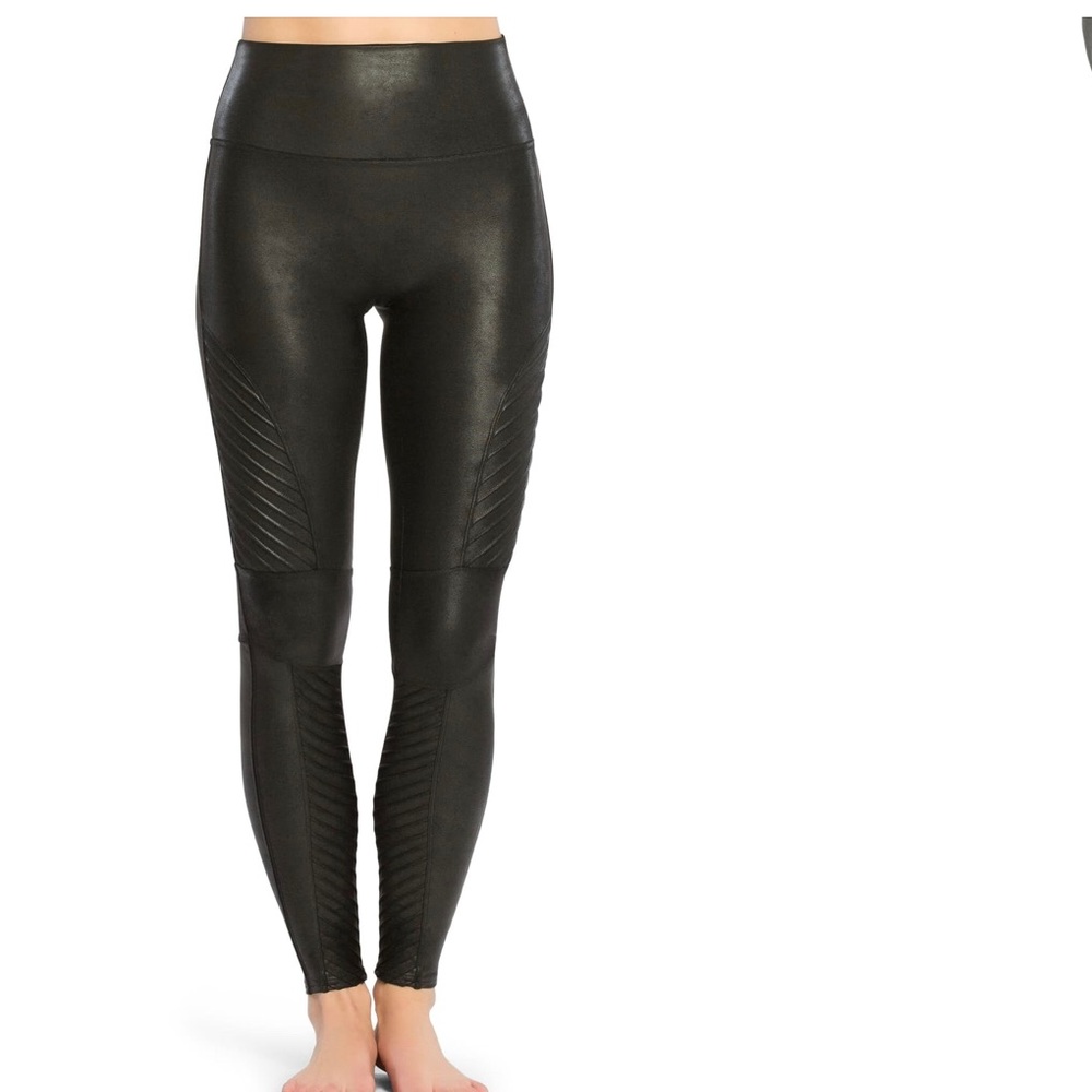 SPANX Faux Leather Moto Leggings BLACK, SIZE MEDIUM. 0541